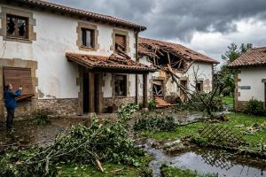 Tormenta, viento, lluvia o granizo: ¿qué puede cubrir tu seguro de hogar?
